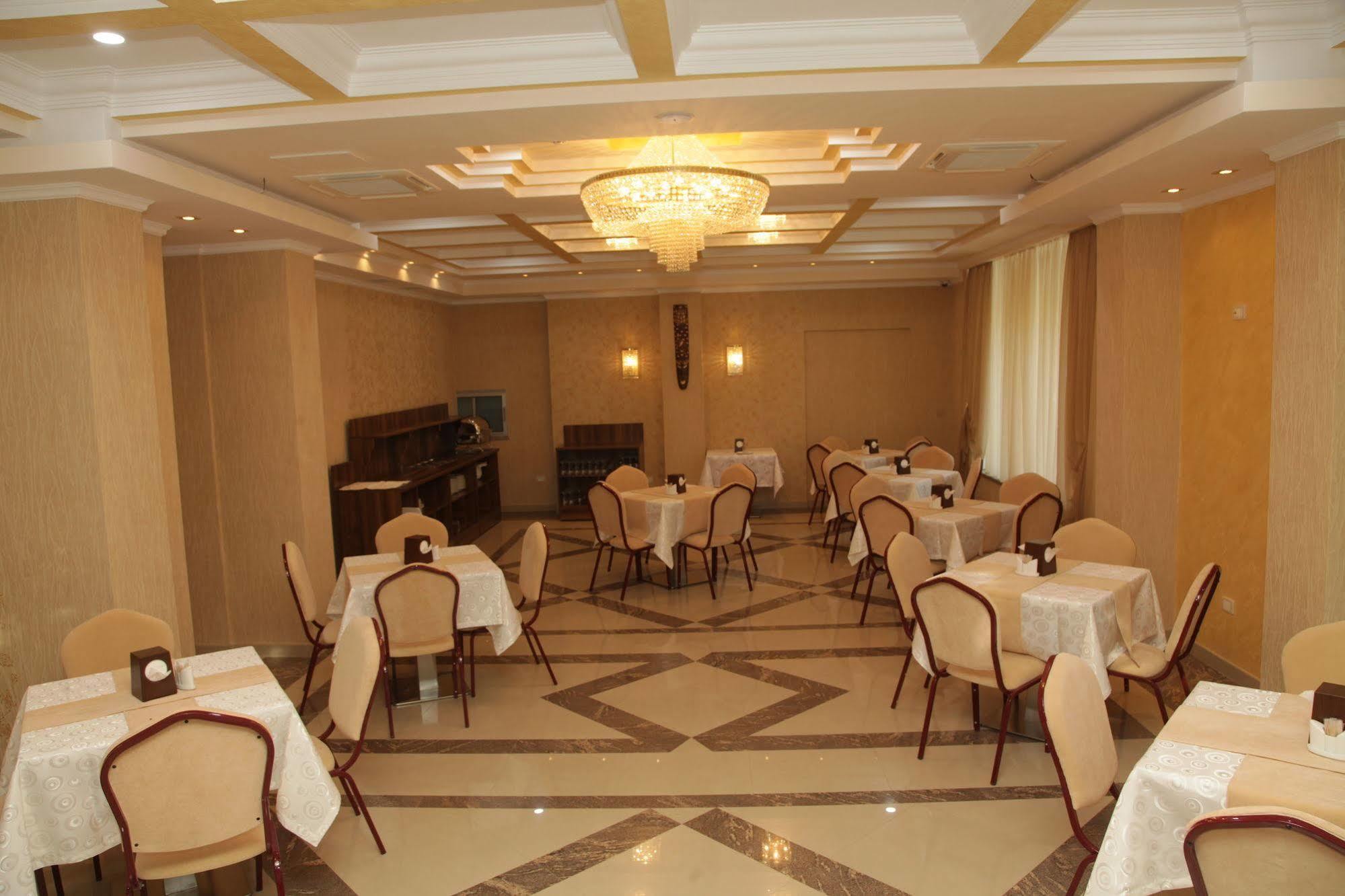 Artsakh Hotel Yerevan Exterior foto